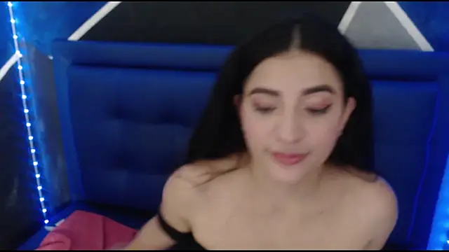 cherry modelx  online show from 3, 10, 2025