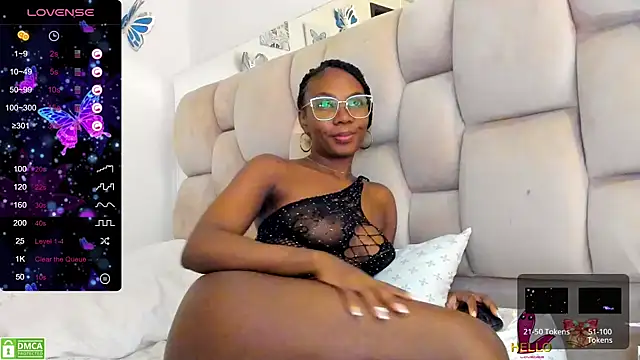 ZaraMartinez online show from 4, 12, 2024