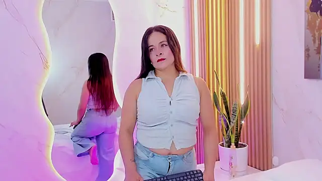 Daphne81  online show from 19, 9, 2025