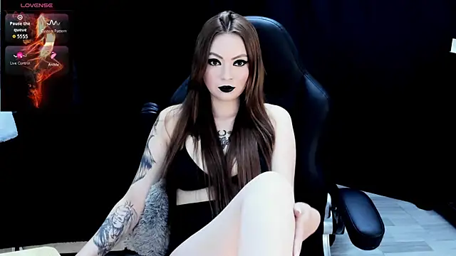 nasty katty  online show from 28, 11, 2025