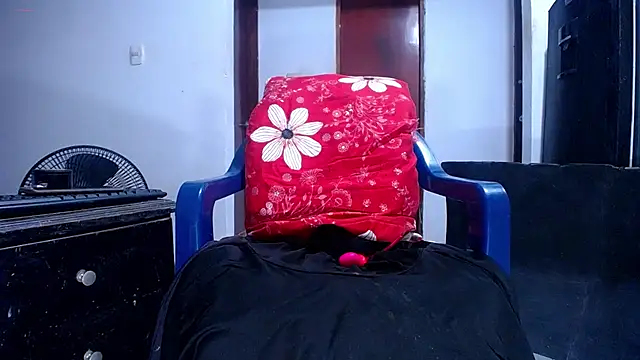 xxxBarbie-BIG-CockXX online show from 1, 3, 2026