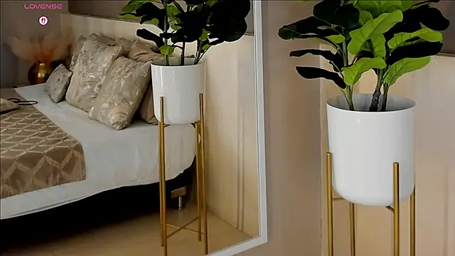 AylinMillerxs online show from 16, 9, 2025