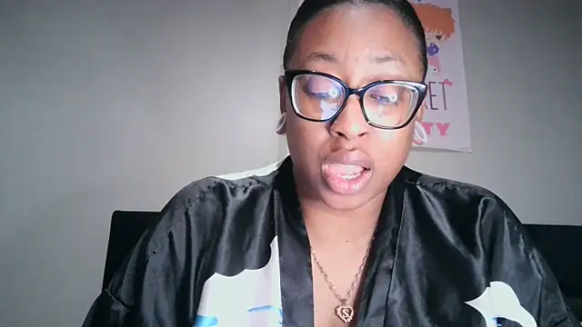 Nyxie Chaos online show from 17, 9, 2025