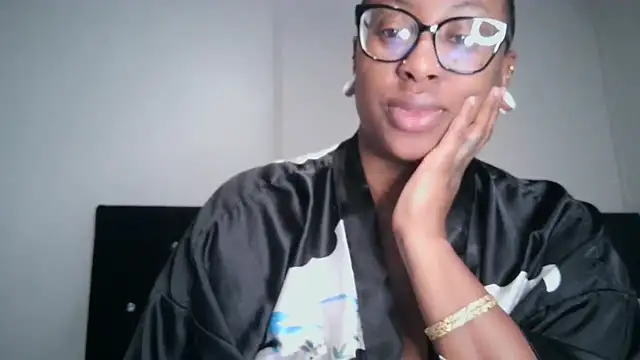 Nyxie Chaos online show from 3, 12, 2025