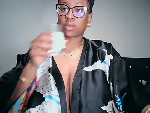 Nyxie Chaos online show from 17, 3, 2026