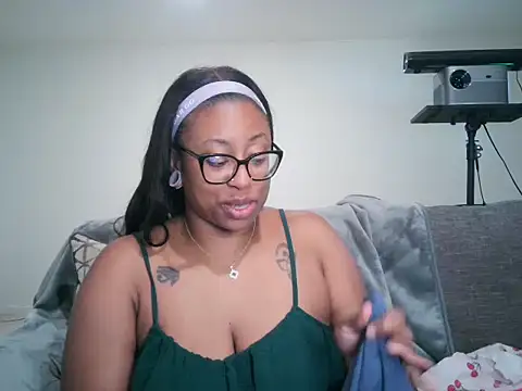 Nyxie Chaos online show from 12, 6, 2026