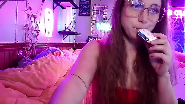 mirannacult online show from 4, 3, 2025