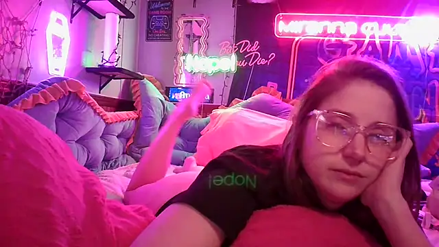 mirannacult online show from 5, 2, 2025