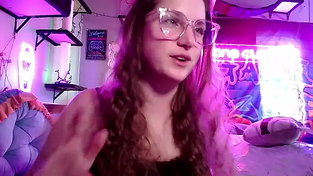 mirannacult online show from 1, 2, 2025