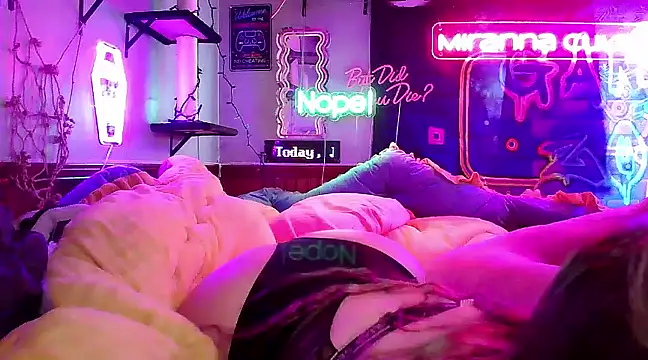 mirannacult online show from 23, 2, 2025