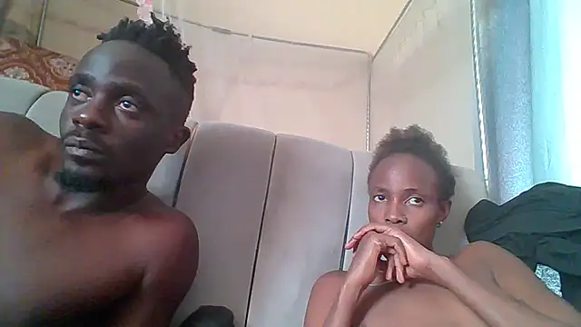 Snapshot of likys123 chatting on 6, 10, 2025 likys123 online show from 6, 10, 2025