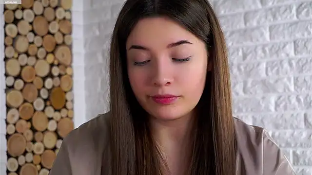 LowOncoming online show from 6, 3, 2026