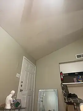 LillShayy online show from 30, 5, 2026