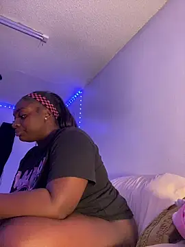 LillShayy online show from 27, 3, 2026