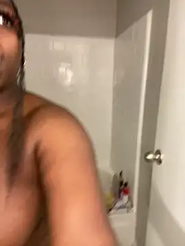 Snapshot of LillShayy chatting on 7, 12, 2024 LillShayy online show from 7, 12, 2024