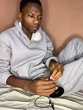 Snapshot of fireboyafrica chatting on 2, 10, 2025 fireboyafrica online show from 2, 10, 2025