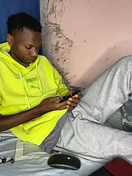 Snapshot of fireboyafrica chatting on 5, 11, 2025 fireboyafrica online show from 5, 11, 2025