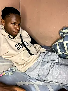 Snapshot of fireboyafrica chatting on 17, 10, 2025 fireboyafrica online show from 17, 10, 2025