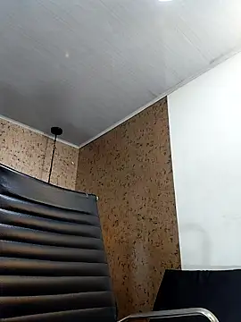 Michelle Brito1 online show from 24, 10, 2025