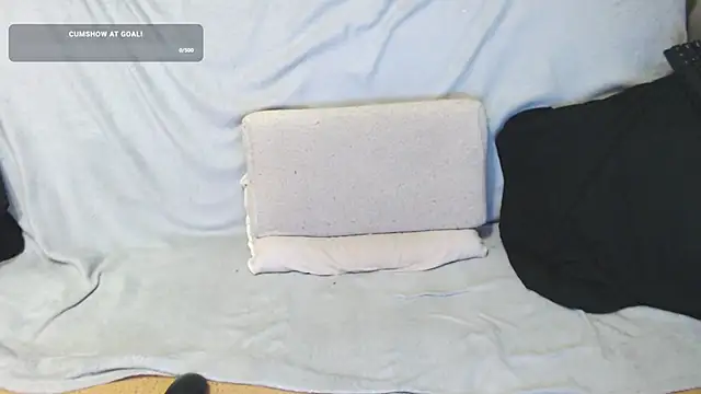 Snapshot of qustci-couple chatting on 20, 3, 2025 qustci-couple online show from 20, 3, 2025