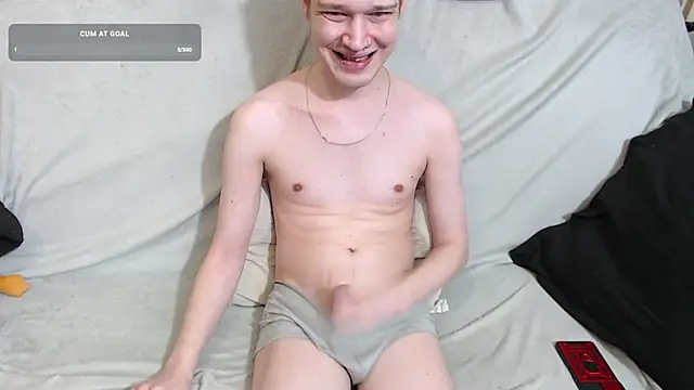 Snapshot of qustci-couple chatting on 12, 3, 2025 qustci-couple online show from 12, 3, 2025