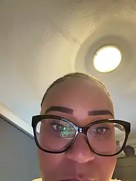 BaddieMelanie online show from 9, 3, 2026