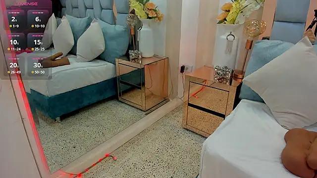 karina mason online show from 24, 10, 2025