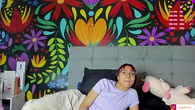 Scarlet Red  online show from 22, 11, 2025