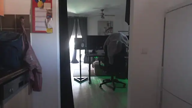 Nomi1612 online show from 11, 4, 2026