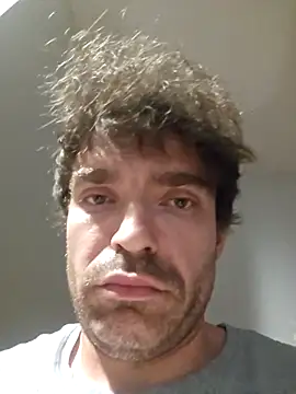 StupidCliff7 online show from 9, 9, 2025