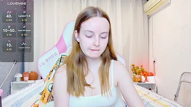 Wild  flowers online show from 8, 11, 2025