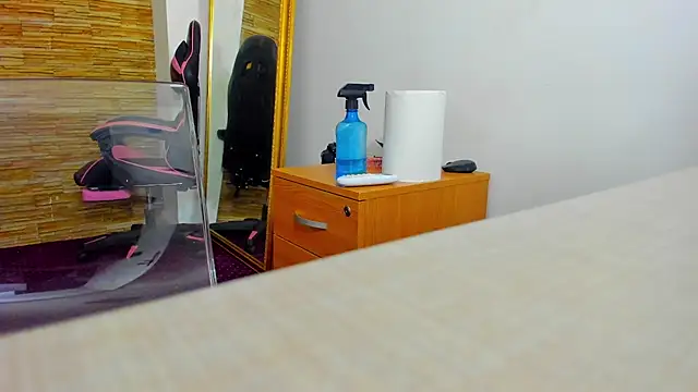 AishaRouhi online show from 10, 1, 2026