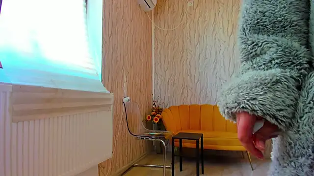 AishaRouhi online show from 21, 3, 2025