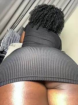 Hugemassivebootie online show from 8, 7, 2026