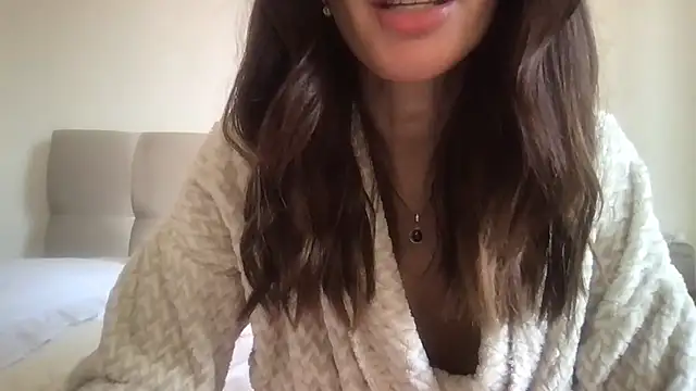 paolajonez online show from 20, 9, 2025