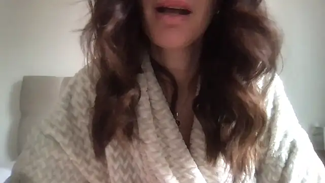 paolajonez online show from 4, 10, 2025