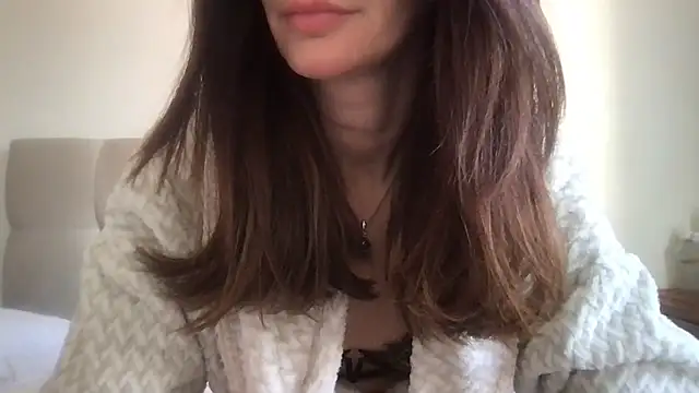 paolajonez online show from 25, 10, 2025