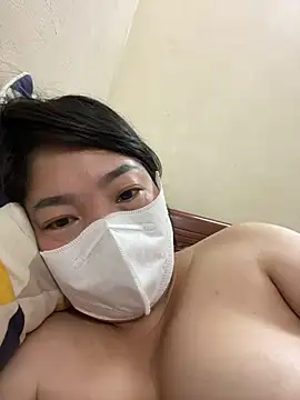 Snapshot of Hachi_Sweetbabie_ chatting on 1, 3, 2026 Hachi Sweetbabie online show from 1, 3, 2026