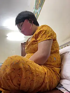 Snapshot of Hachi_Sweetbabie_ chatting on 10, 10, 2025 Hachi Sweetbabie online show from 10, 10, 2025