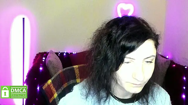 Muse kitty jenia online show from 15, 12, 2025