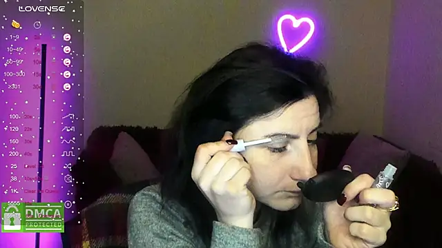 Muse kitty jenia online show from 4, 12, 2025