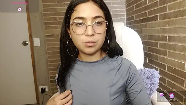 helenacyruss online show from 12, 2, 2026