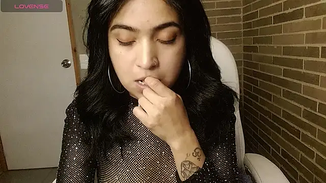 helenacyruss online show from 18, 2, 2026