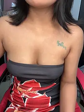 LeisyXO online show from 22, 11, 2025