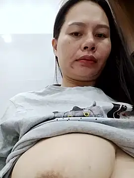 Baby-ladyass20 online show from 2, 4, 2026