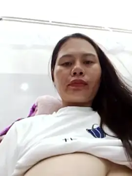 Baby-ladyass20 online show from 24, 5, 2026