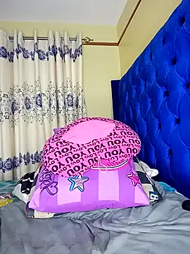 Queenshaz01 online show from 11, 9, 2025