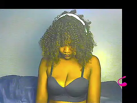 Snapshot of lilylovexx chatting on 12, 2, 2026 lilylovexx online show from 12, 2, 2026