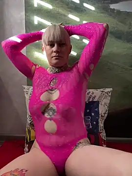 Snapshot of poussichienne chatting on 31, 1, 2025 poussichienne online show from 31, 1, 2025