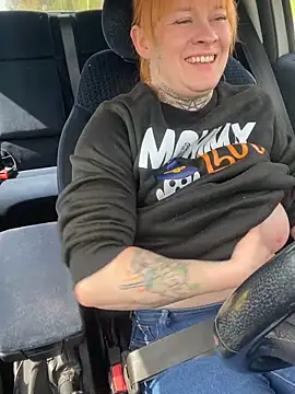 poussichienne online show from 23, 3, 2026